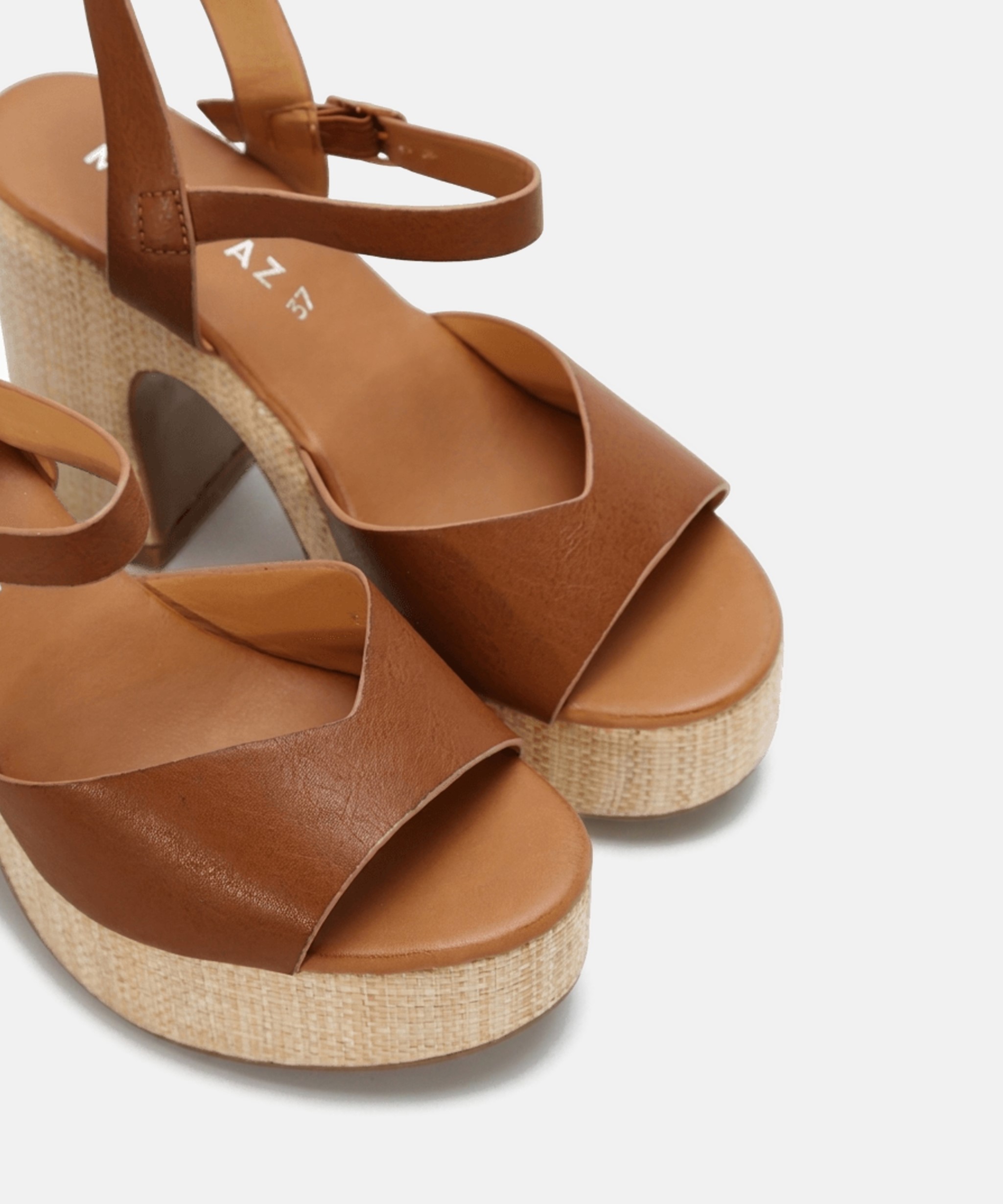 Sandalia plataforma sport  image number null